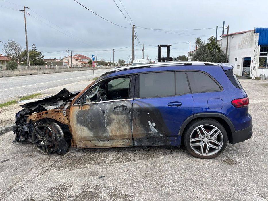Peças Mercedes GLB 35 4-matic do ano 2022