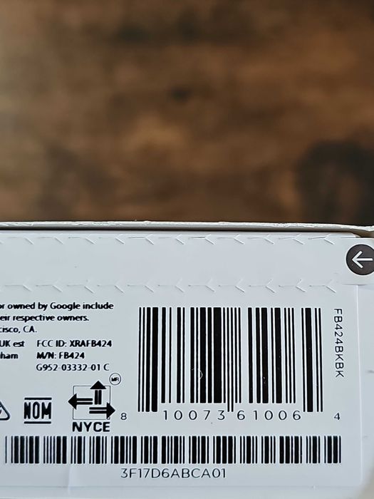 Fitbit Inspire 3; Tracker aktywności fitness wraz z 6-cio miesieczną