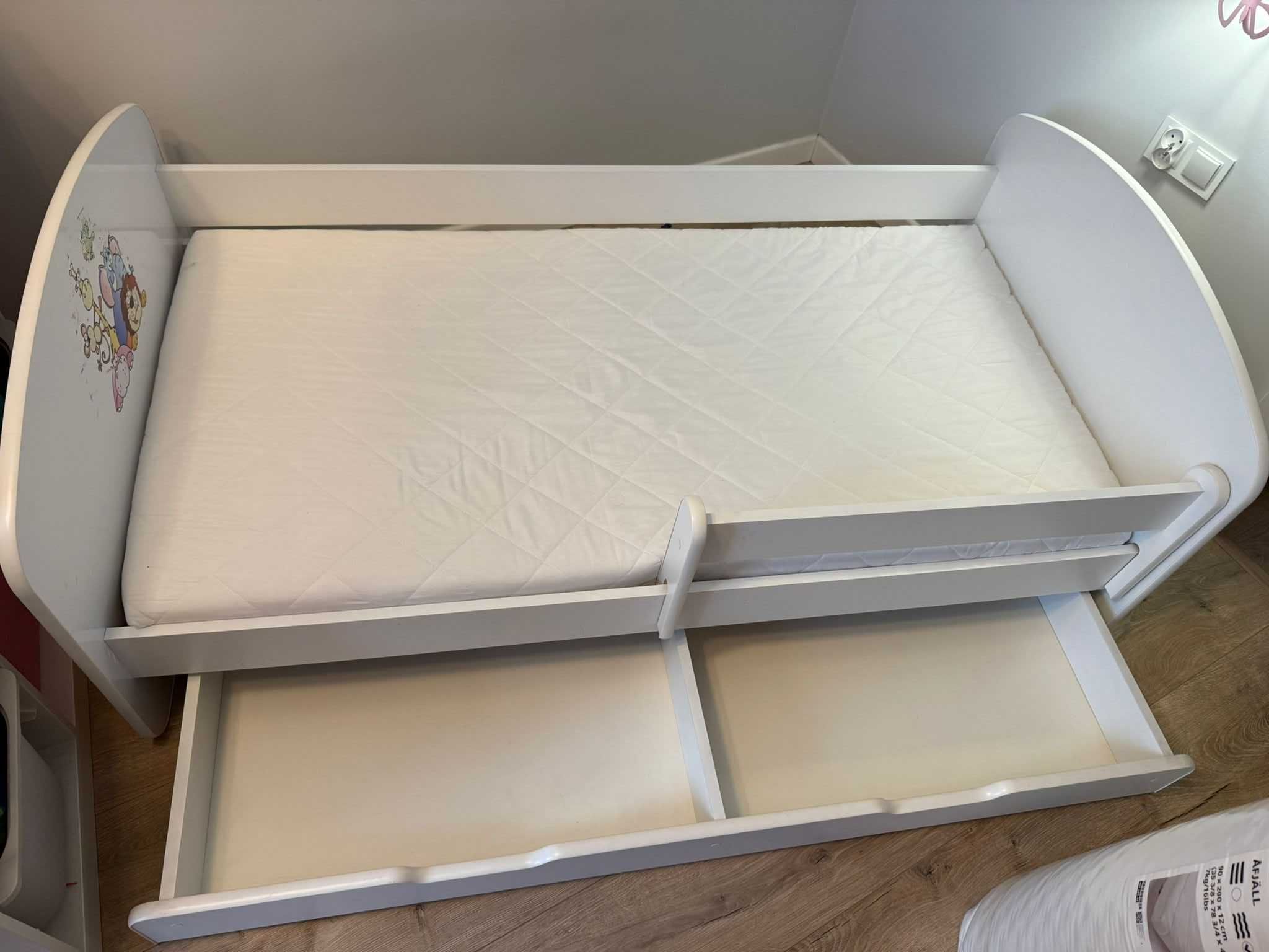 Łóżko dziecięce 160 x 80 + materac