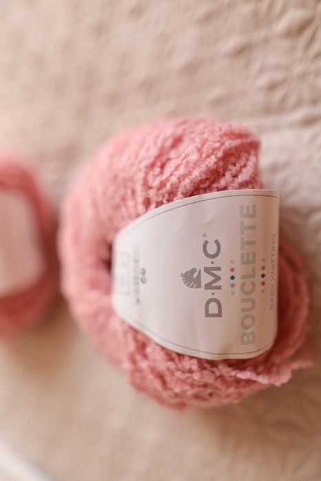Włóczka bukla DMC BOUCLETTE 50g 04 róż *cukierkowy róż