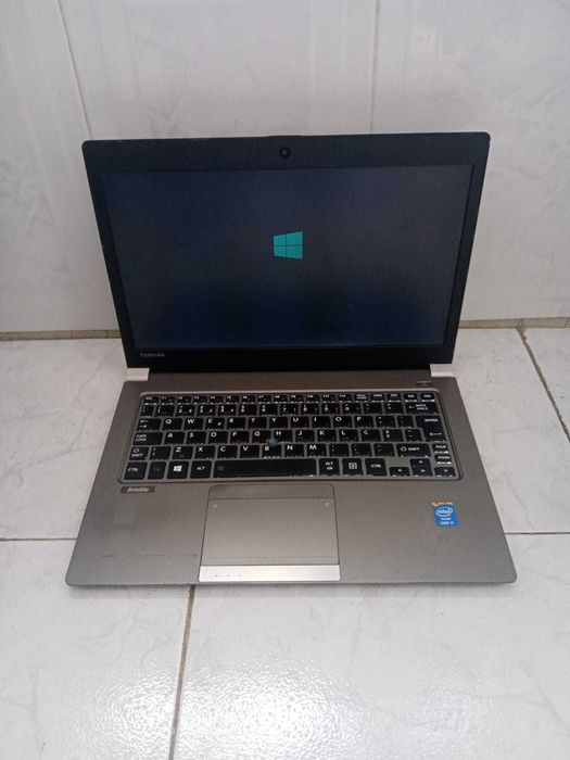 Toshiba Satellite Z30-A-130