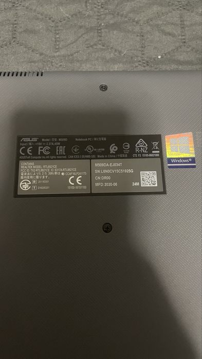 Laptop asus m509da-ej034t