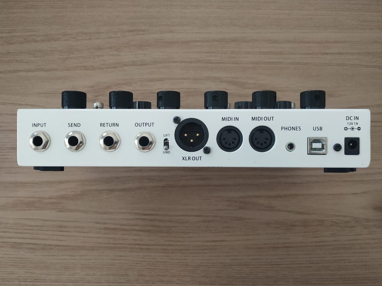 Pedal de guitarra Mooer Preamp Live