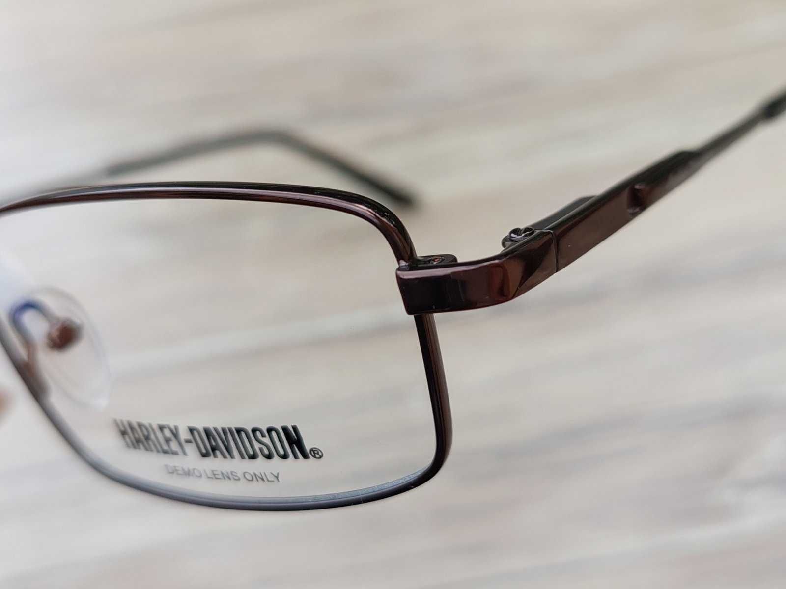 Brązowe metalowe okulary dla mężczyzn HD 225 od Harley-Davidson!