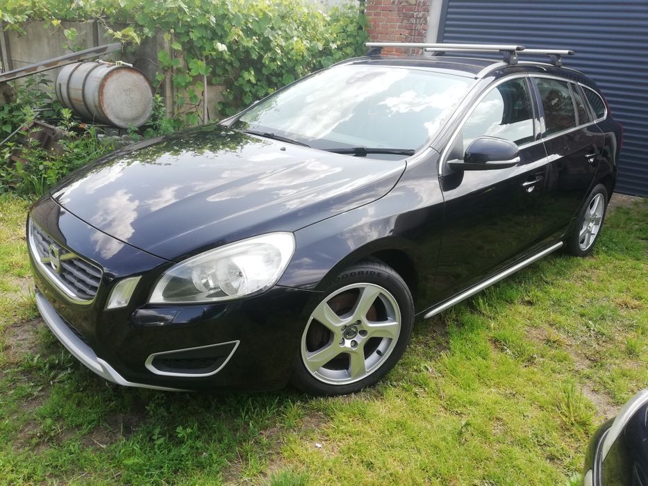 Volvo V60 12r D5 205km 452-26 całe na części