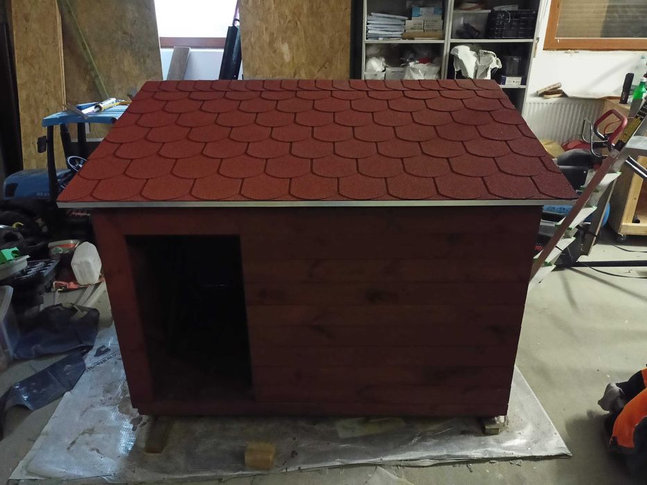 Buda dla psa - duża z przedsionkiem