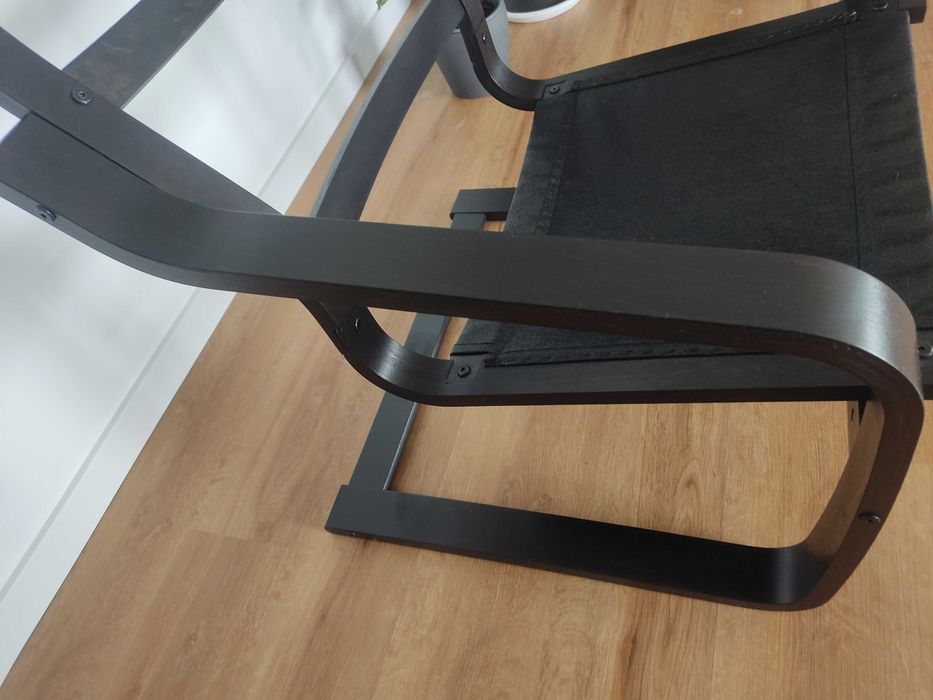 Poltrona - Modelo POÄNG, Preto com almofadas Cinza, IKEA