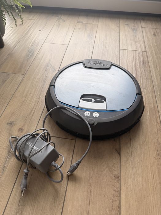 iRobot Scooba - robot myjacy