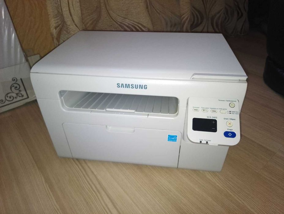 Принтер/ксерокс/сканер МФУ Samsung SCX-3405 в отличном состоянии.