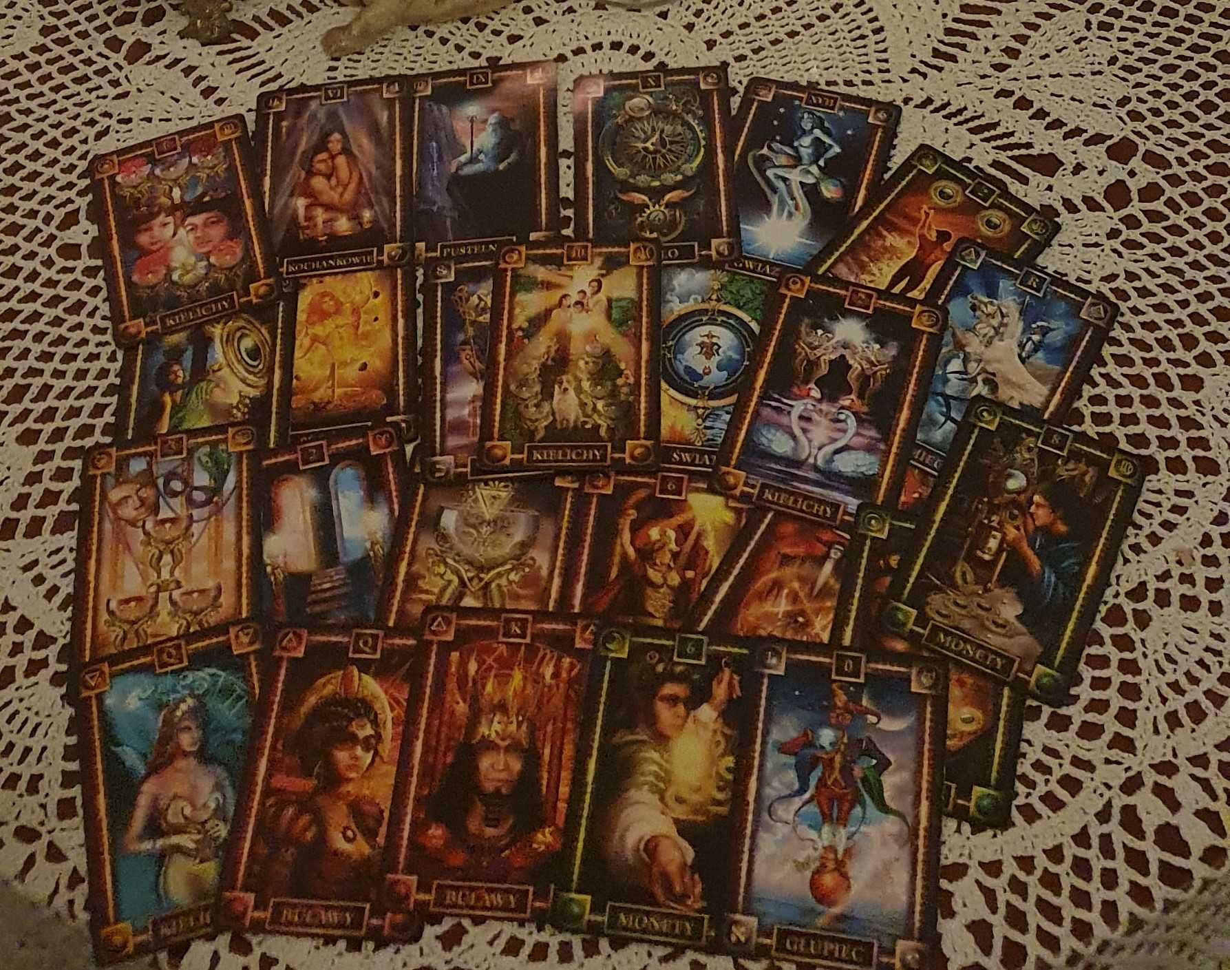 Wróżka Izabela. Tarot. Skorzystaj z magii i mądrości kart.