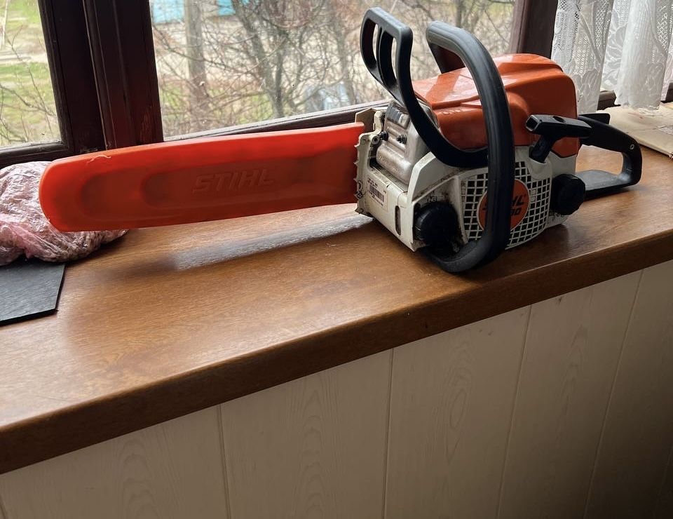 Бензопила STIHL MS180