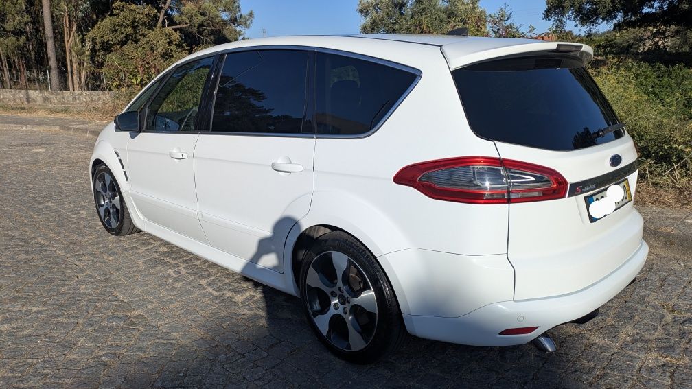 Ford Smax Titanium S
