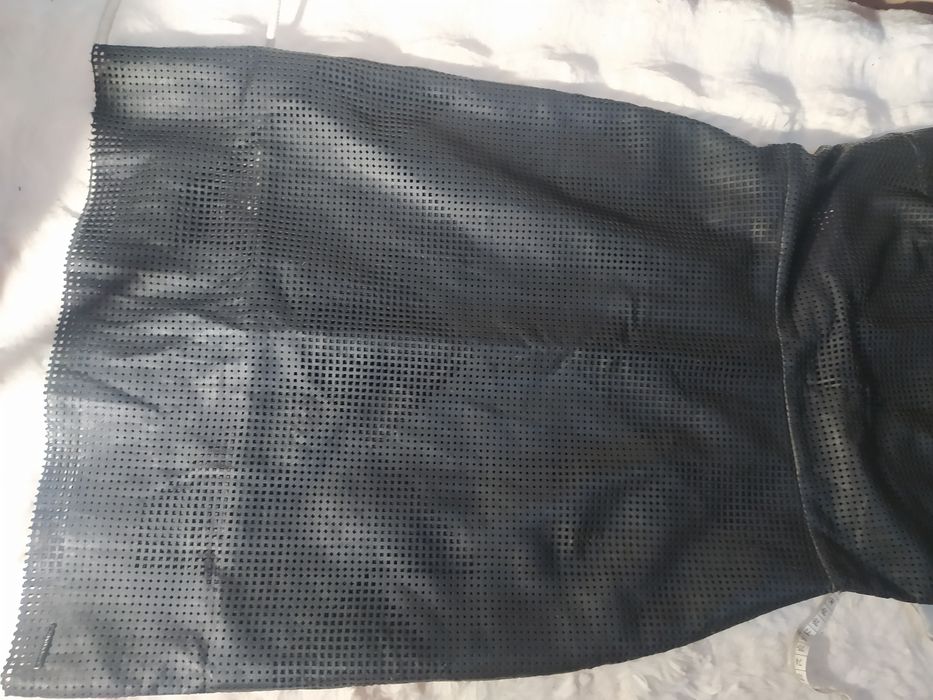 Sukienka skórzana.Calvin Klein