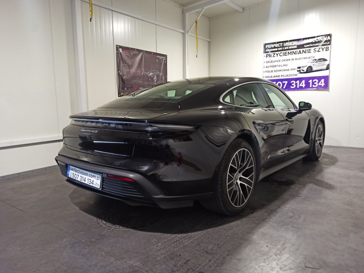 Przyciemnianie szyb, oklejanie samochodów & auto detailing Legionowo