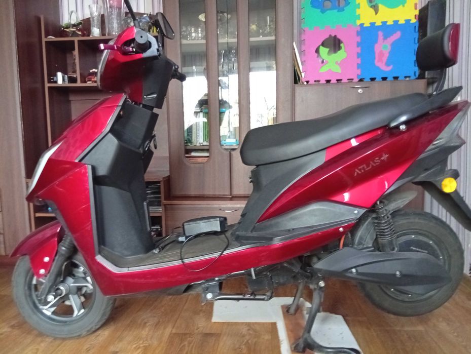 Електроскутер ATLAS Spider 1500W Red
