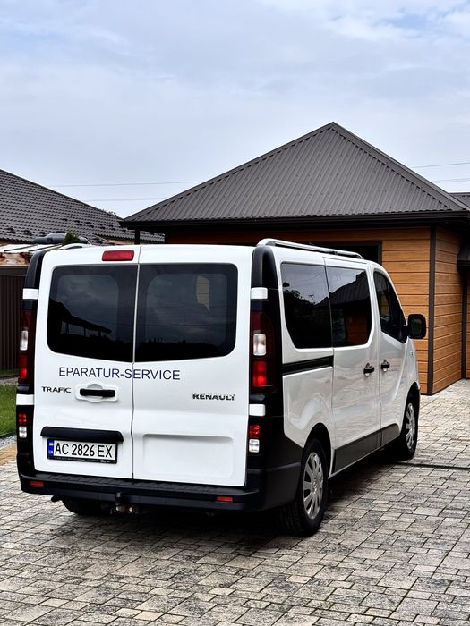 Renault Trafic 3 2016 року Пасажир 9 місць