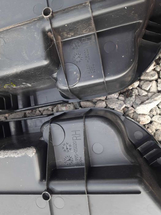 Полка вставка для інструментів Тойота Avensis T25 toyota 64995 64997