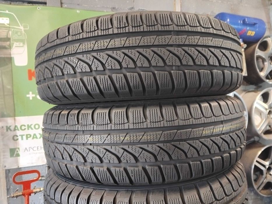 Шини бу 175/70 R14 Dunlop Winter Response Комплект Зима