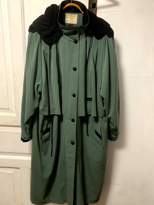 Плащ жіночий, розмір 52-56