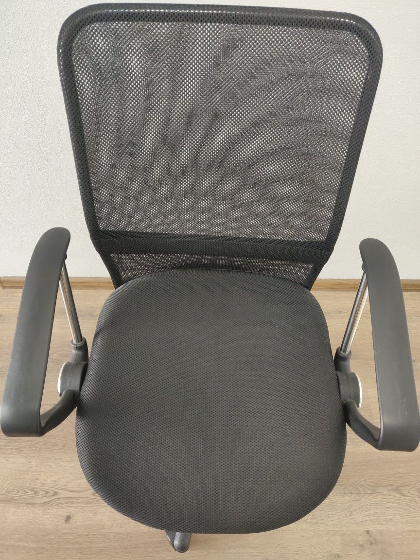 Офісне крісло Jysk