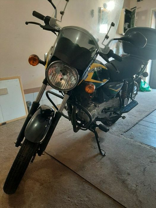 Мотоцикл Bajaj boxer 150 cc