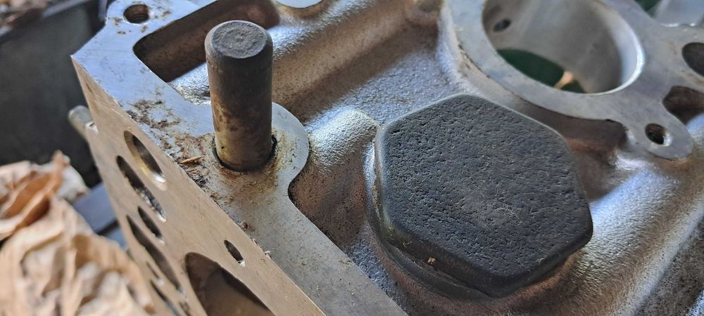 Головка блока циліндрів М412, 2140, 2141, 1,5л, срср.