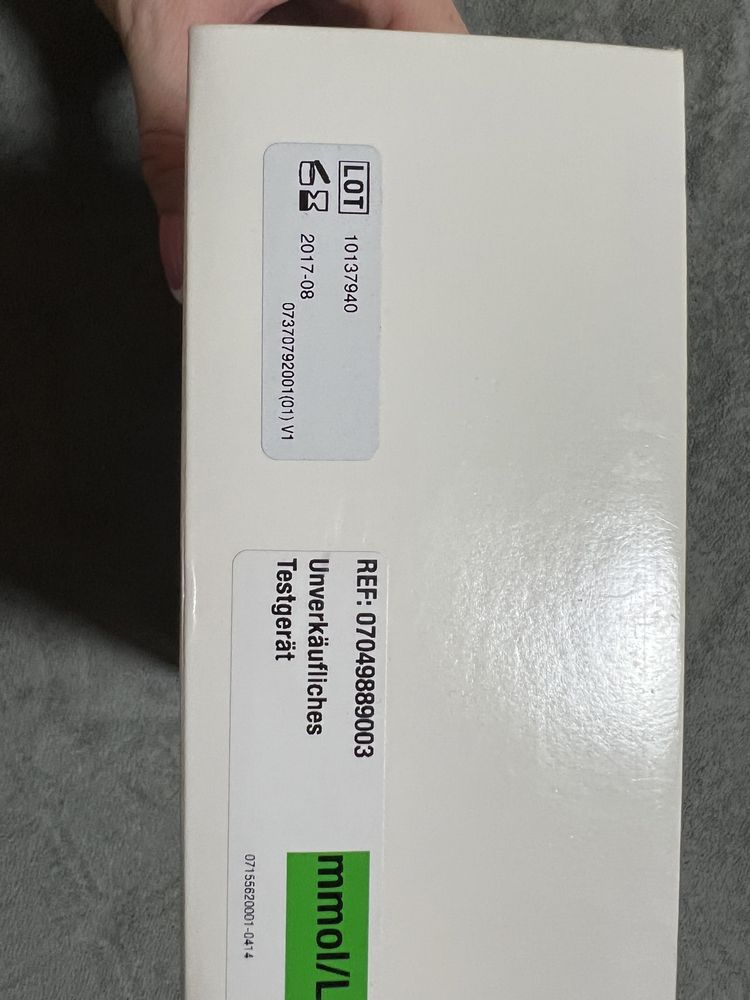 Глюкомерт Accu-Chek Aviva Connect