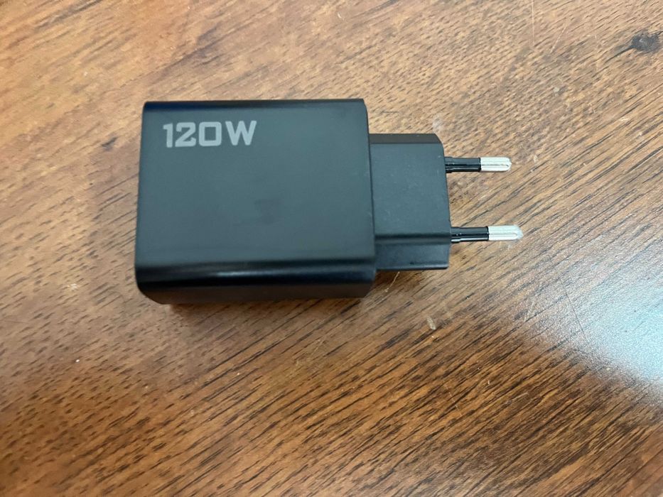 Ładowarka Xiaomi 120W 4 Porty USB Typ C Szybkie Ładowanie.