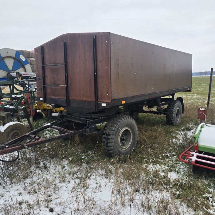 Przyczepa traktorowa używana