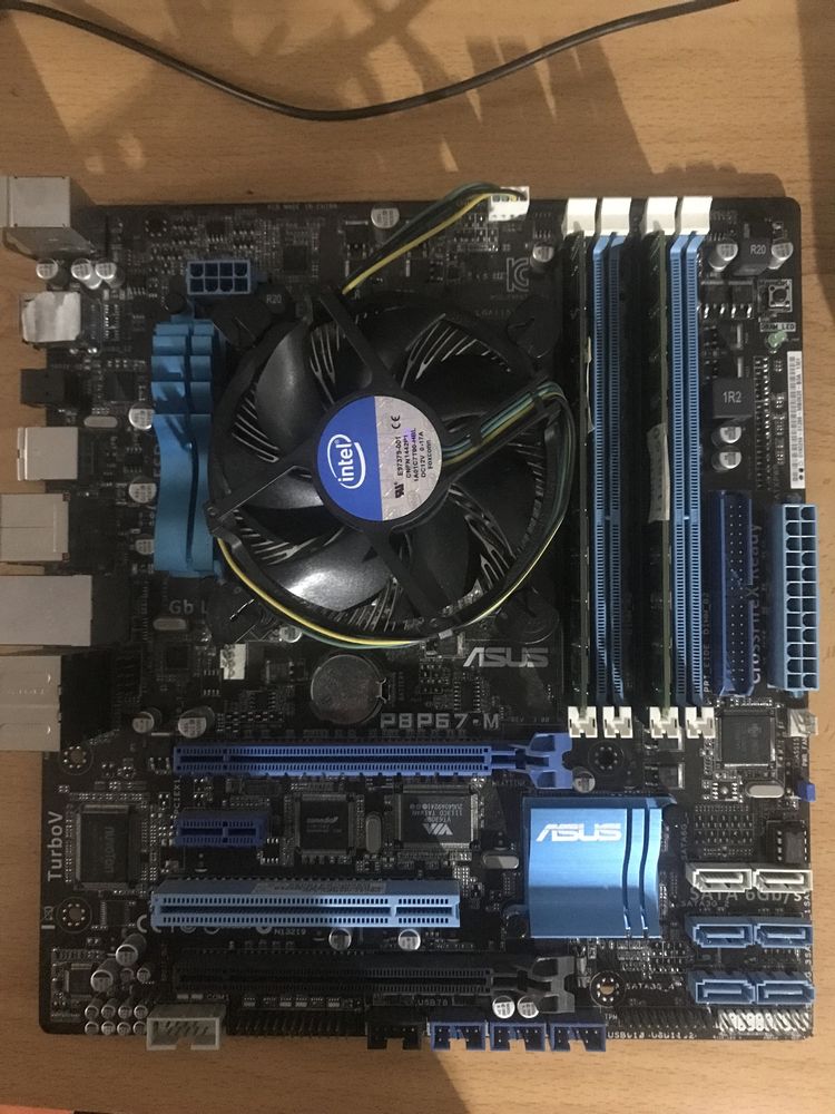 Motherboard asus P8P67-m + i3 + 4g ddr3