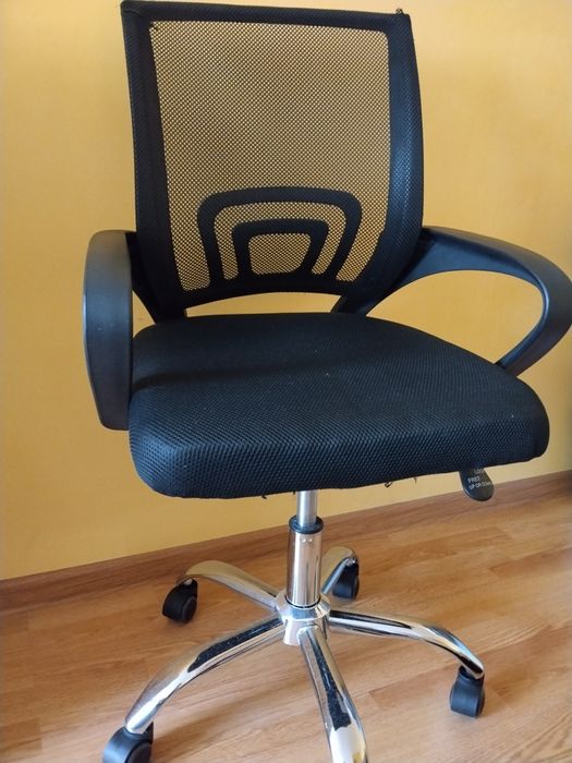 Krzesło obrotowe biurowe