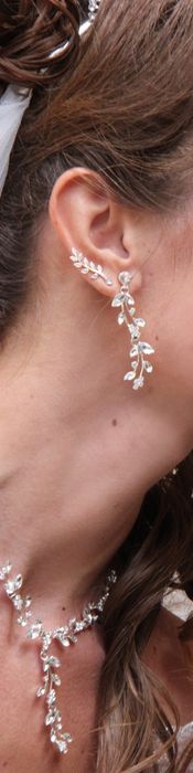 Колье и серьги бижутерия