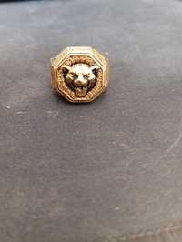 Anel dourado Jaguar