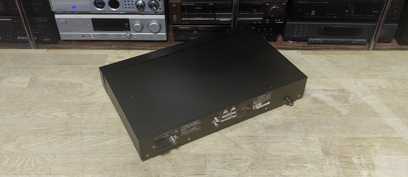 Тюнер Pioneer F-203
