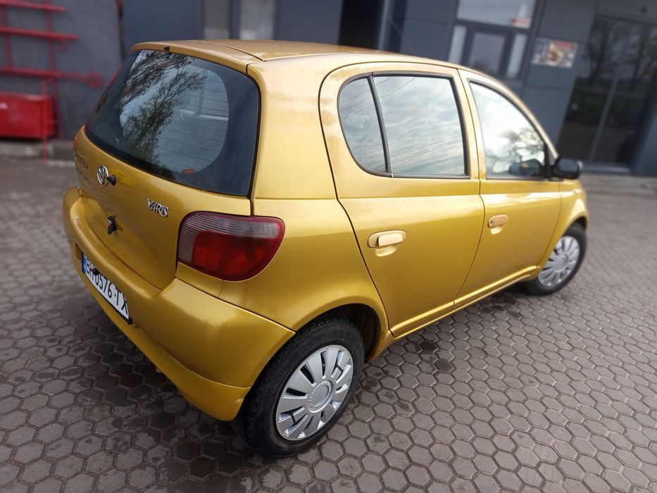 Продам Тойоту ярис 1.3 АВТОМАТ