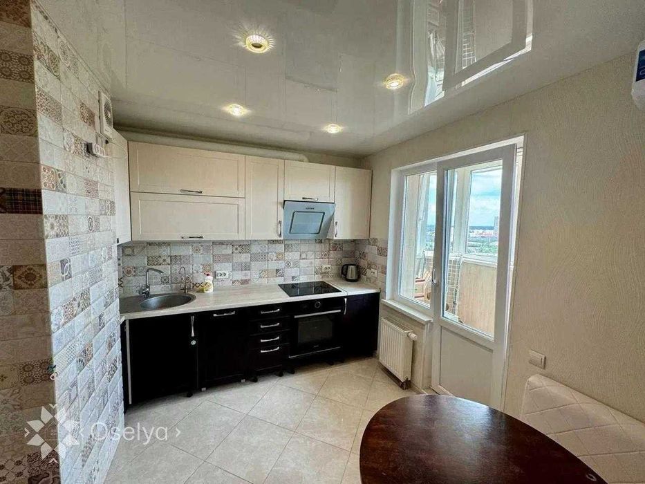 Продаж 1-кімнатної квартири 43 м² ЖК Амурський метро Васильківська