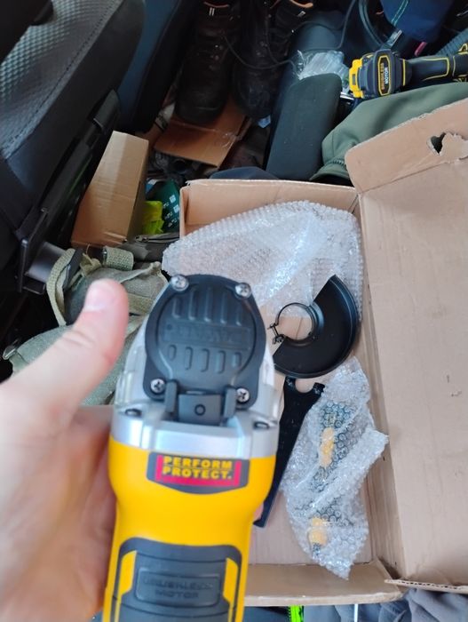 Szlifoerka Dewalt dcg406 bez bateri