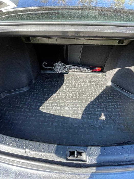 Toyota Avensis 2009
