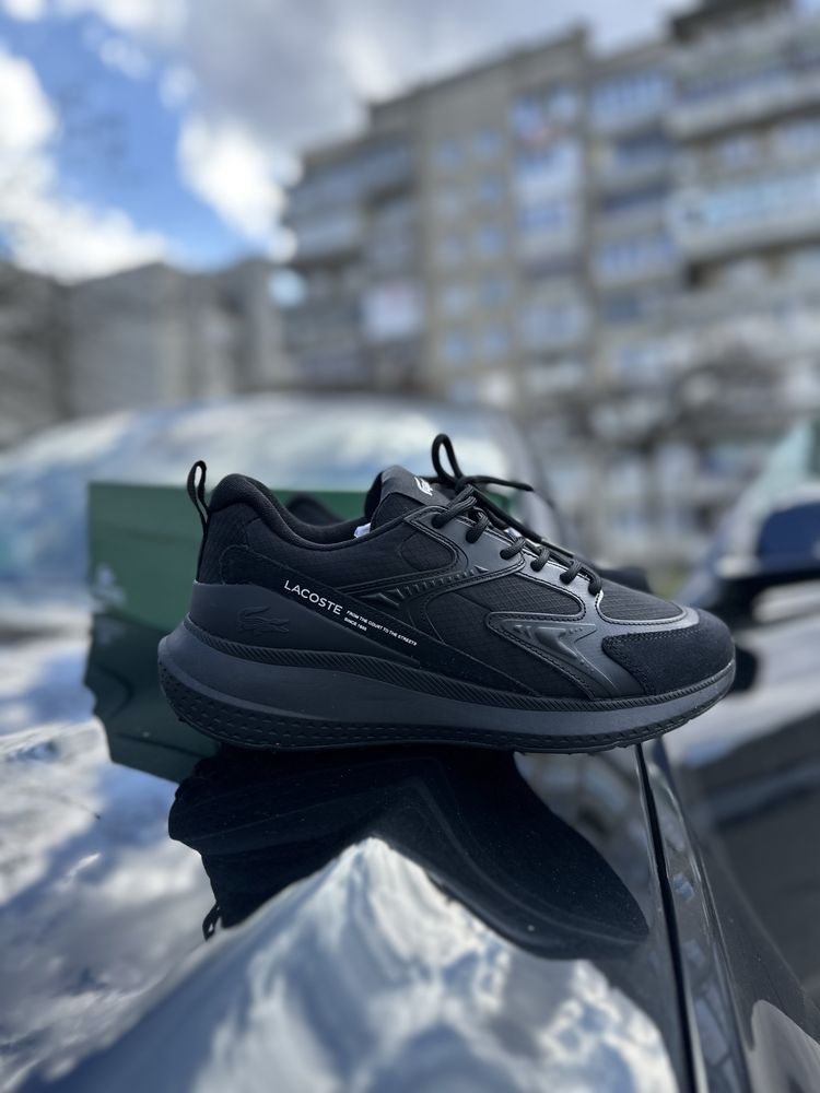 Чоловічі оригінальні кросівки Lacoste L003 EVO 124 3 SMA