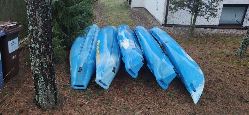 Wynajem zestawu kajaki ,przyczepa , wiosła ,kamizelki /cena za miesiąc