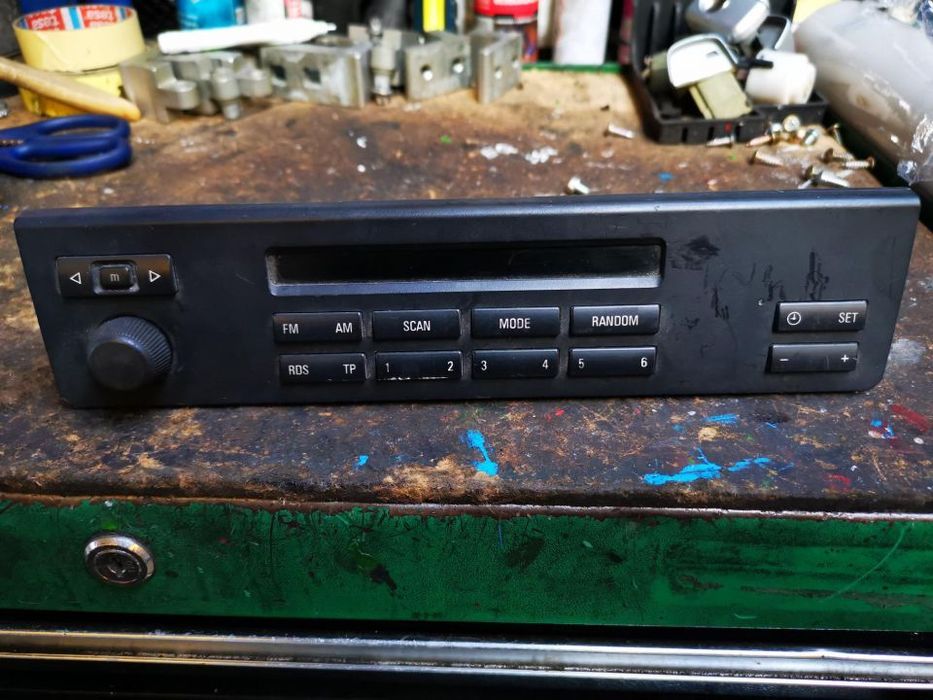 BMW SÉRIE 5 E39 RÁDIO R026