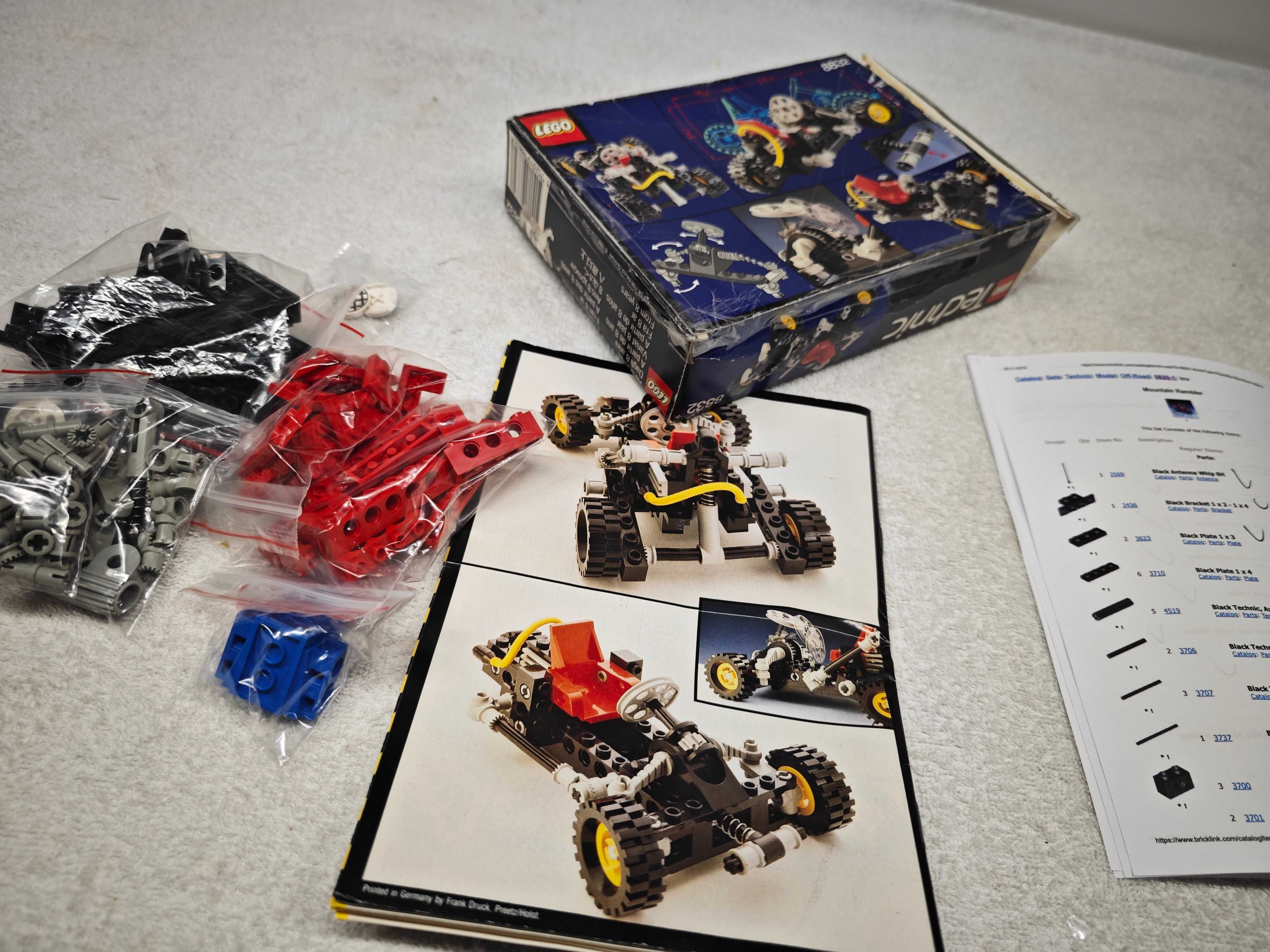 Lego Technic 8832 "Roadster"; 1988; [93]