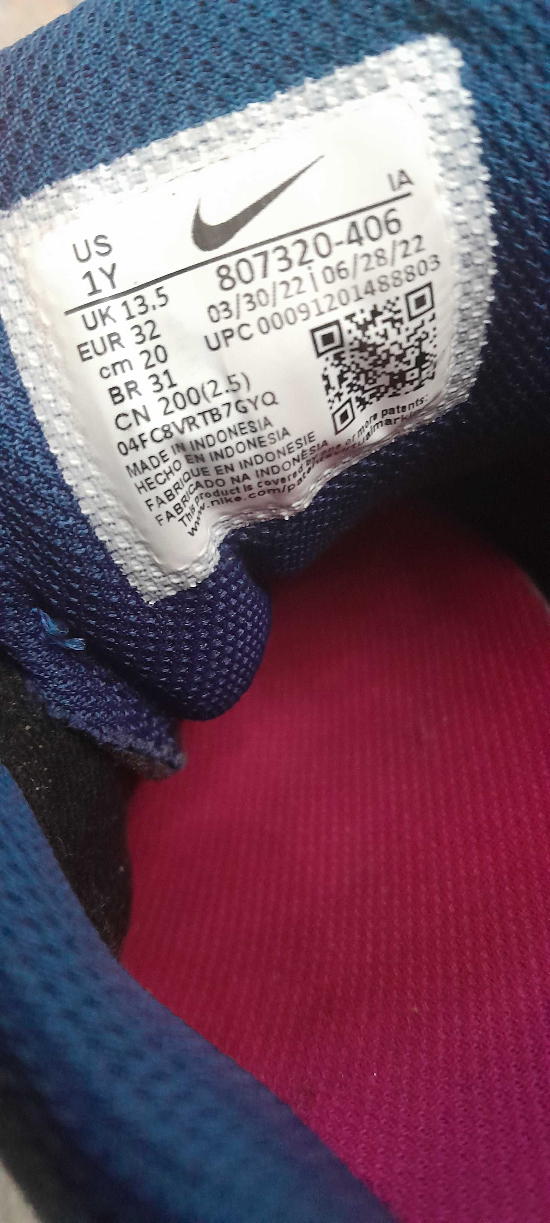 Buty sport NIKE dziecięce 32(20cm)
