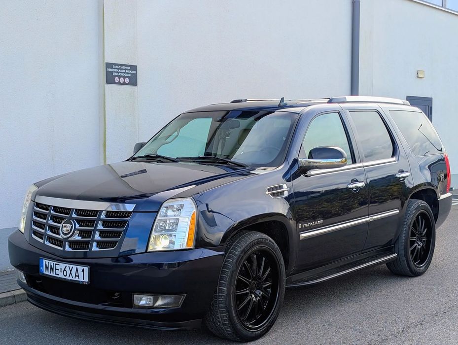 Cadillac Escalade III Gen 6.2 V8 + GAZ 409KM 4x4 6osób Monitor Kamera Bardzo zadbany