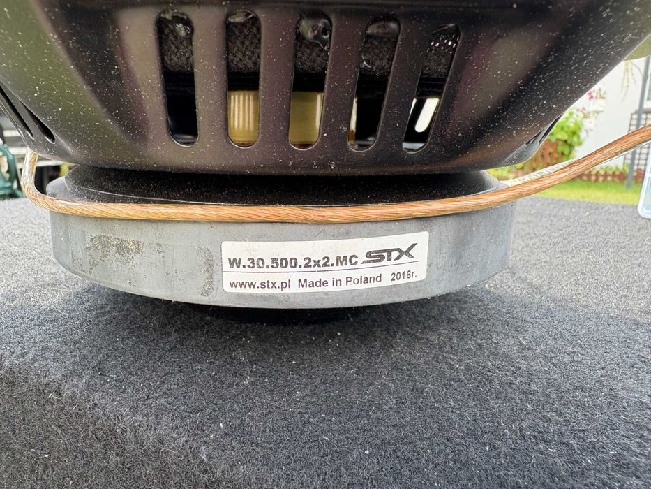Zestaw Car Audio STX 500W + Wzmacniacz Axton C400x + Okablowanie