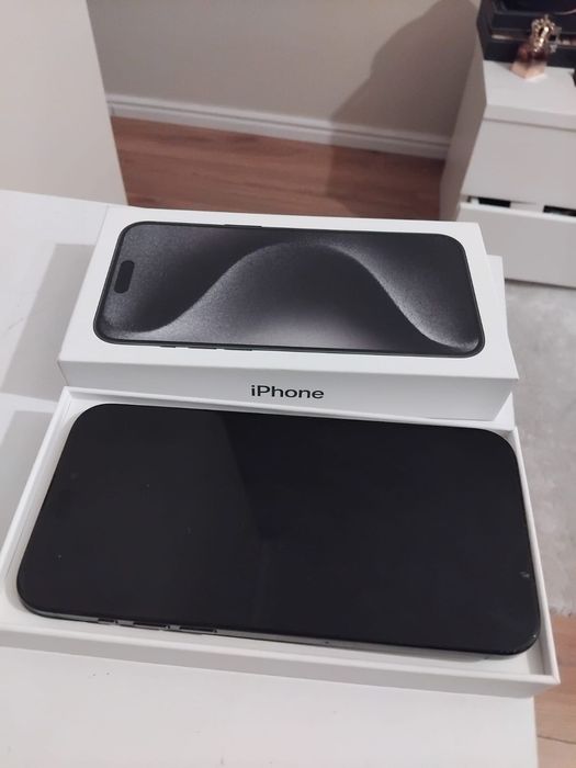 Vendo iPhone 15 PRO MAX