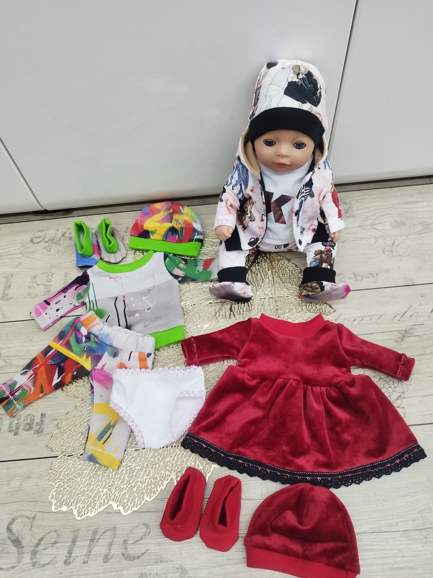 Ubranka dla lalek typu baby Born 36 cm