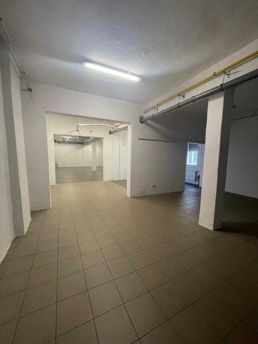 Budynek usługowy na wynajem (Urzędnicza)
