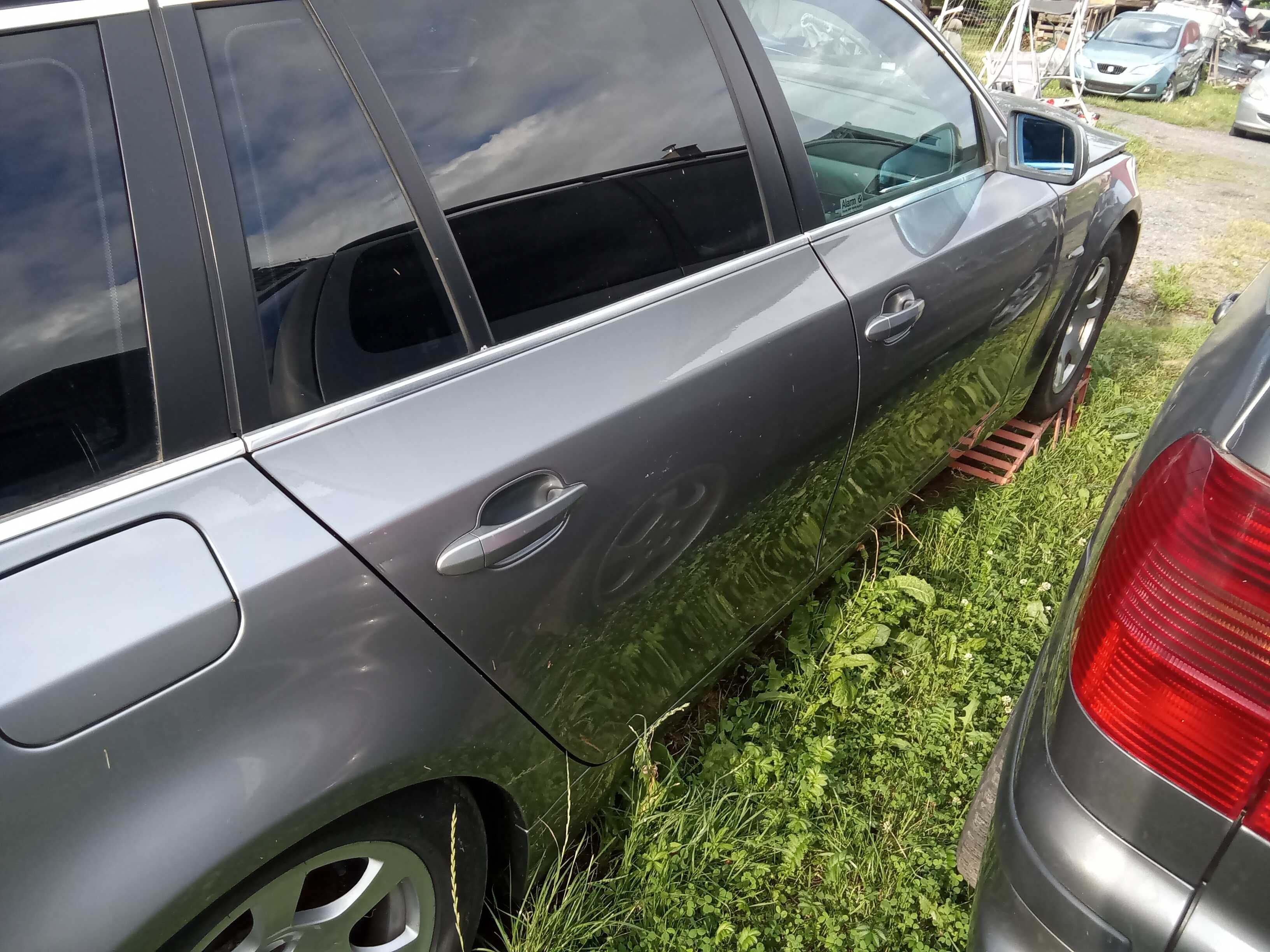 Drzwi BMW E60/E61 Sibergrau metalic kombi