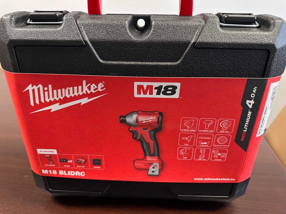 MILWAUKEE bezszczotkowa kompaktowa zakrętarka udarowa M18 BLIDRC-402C